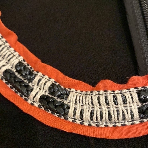 Maje beautiful black blouse in very good condition. Size 2 - Picture 5 of 12